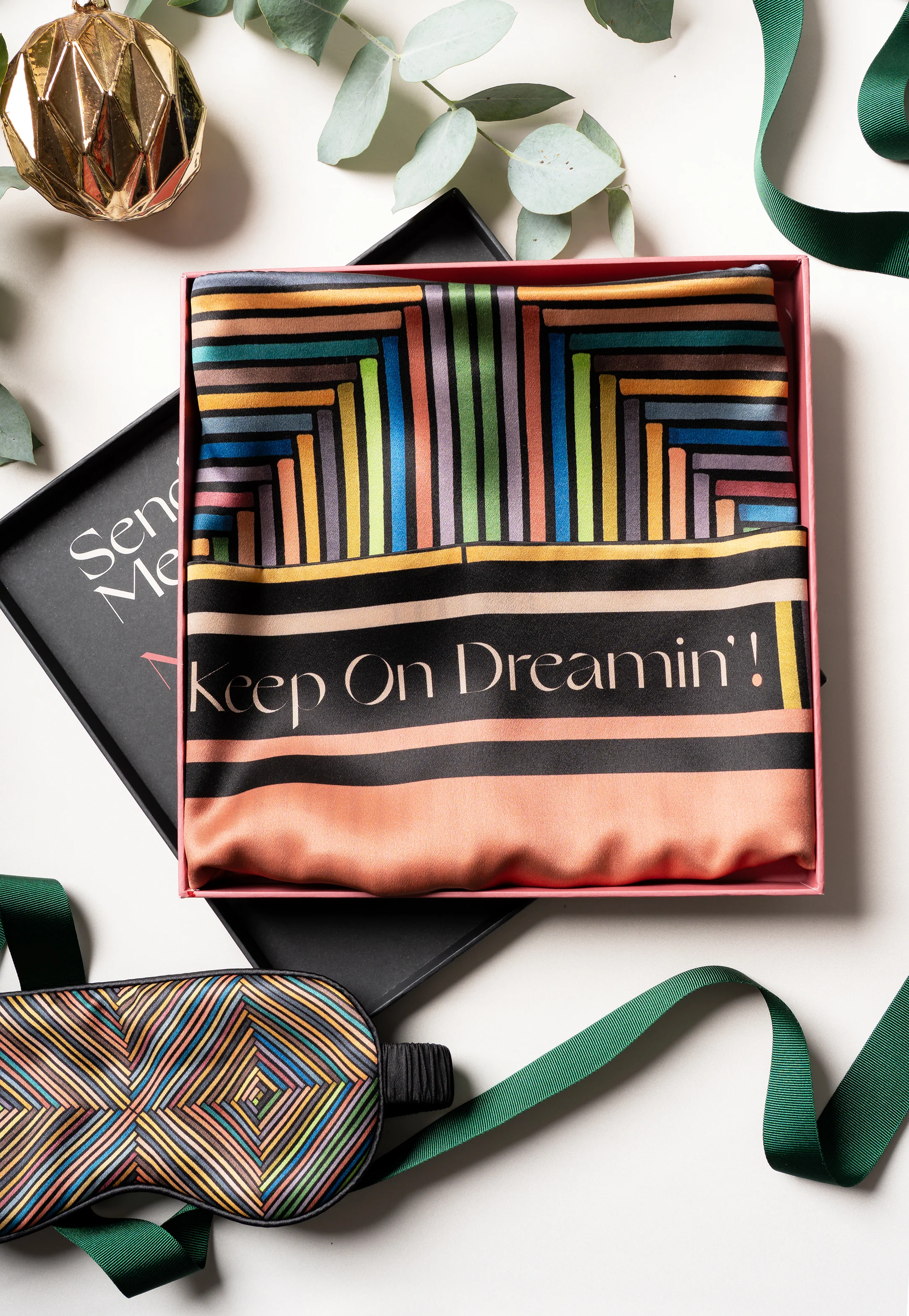 SILK PILLOWCASE AND EYEMASK SET